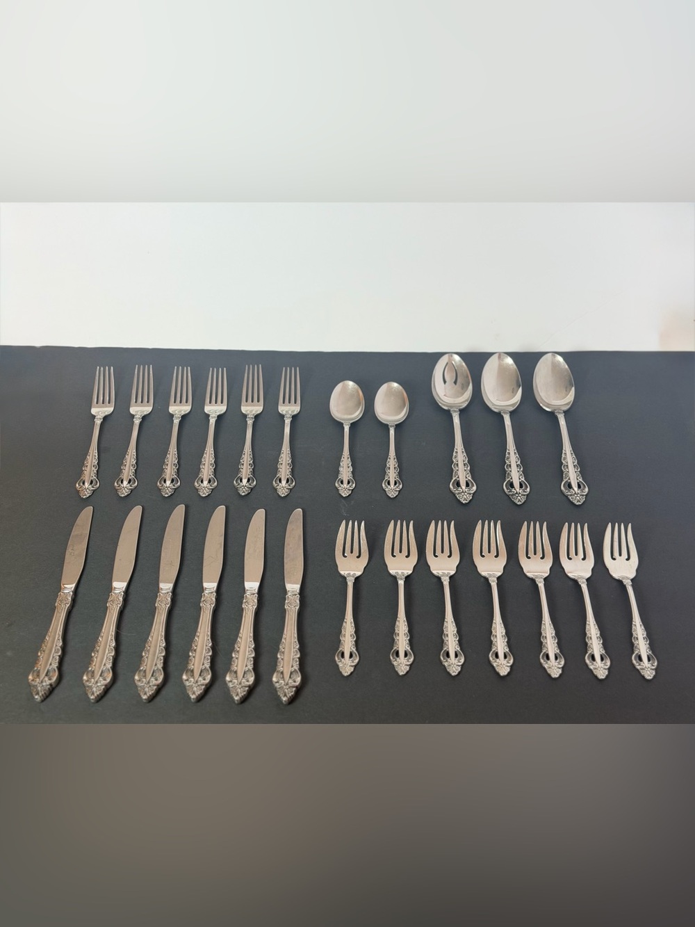 Reed & Barton Royal Majesty Mirror Steel Stainless 23 Pc Service 6 Serving
